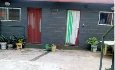 Casa en  Calle 513N 2266  Barrio Gobernador Costa .  Florencio Varela