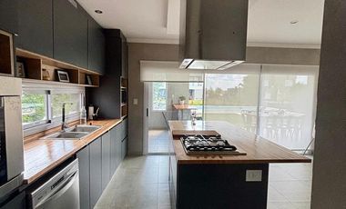Casa en venta - Barrio La Alameda, Canning
