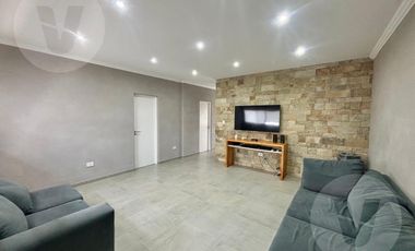 Casa en venta - Barrio La Alameda, Canning