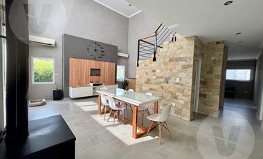 Casa en venta - Barrio La Alameda, Canning