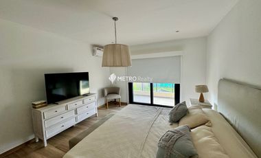 Casa a la laguna 4 dormitorios en Puertos Escobar