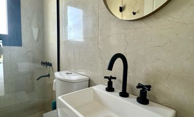 Casa a la laguna 4 dormitorios en Puertos Escobar