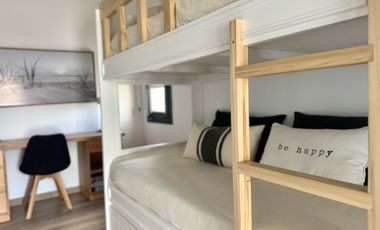 Casa a la laguna 4 dormitorios en Puertos Escobar