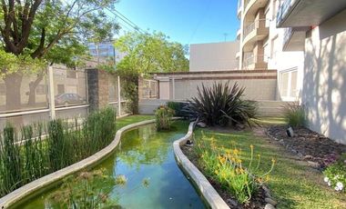 - Departamento tres ambientes de categoría en venta-