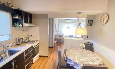 - Departamento tres ambientes de categoría en venta-