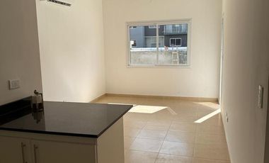 Departamento en Complejo Solares