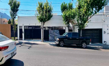 Casa amueblada en Renta en Lomas del Valle, San Pedro Garza García