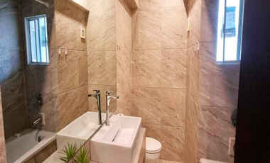 Casa amueblada en Renta en Lomas del Valle, San Pedro Garza García