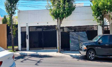 Casa amueblada en Renta en Lomas del Valle, San Pedro Garza García