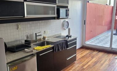 Departamento en Carlos Pellegrini 1000 contrafrente 4to Piso