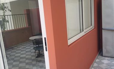 Departamento en Carlos Pellegrini 1000 contrafrente 4to Piso