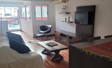 Departamento en Carlos Pellegrini 1000 contrafrente 4to Piso