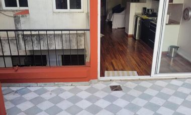 Departamento en Carlos Pellegrini 1000 contrafrente 4to Piso