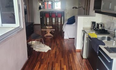Departamento en Carlos Pellegrini 1000 contrafrente 4to Piso