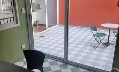 Departamento en Carlos Pellegrini 1000 contrafrente 4to Piso