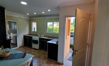 Hermosa casa en Suecia 1174, Barrio Cerrado Las Naciones