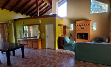 Hermosa casa en Suecia 1174, Barrio Cerrado Las Naciones