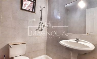 Casa en Venta en a 5 minutos de vivero las brujas de talagante, y colegio carampangue