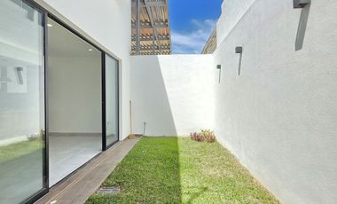 CASA EN VENTA 2 PLANTAS, 3 RECÁMARAS, 3 BAÑOS, ESTUDIO