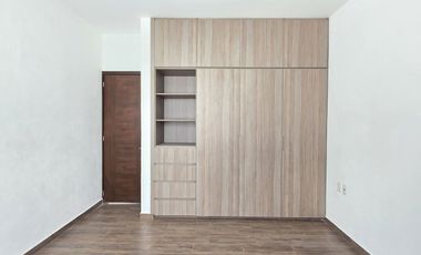 CASA EN VENTA 2 PLANTAS, 3 RECÁMARAS, 3 BAÑOS, ESTUDIO