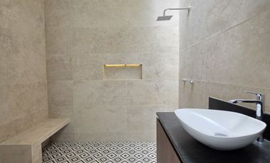 CASA EN VENTA 2 PLANTAS, 3 RECÁMARAS, 3 BAÑOS, ESTUDIO