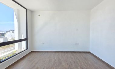 CASA EN VENTA 2 PLANTAS, 3 RECÁMARAS, 3 BAÑOS, ESTUDIO
