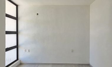 CASA EN VENTA 2 PLANTAS, 3 RECÁMARAS, 3 BAÑOS, ESTUDIO