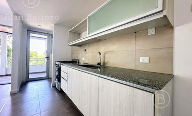 Venta Departamento de 3 ambientes con cochera. Temperley Oeste.