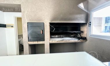 Venta Departamento de 3 ambientes con cochera. Temperley Oeste.