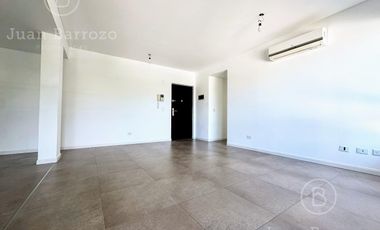 Venta Departamento de 3 ambientes con cochera. Temperley Oeste.