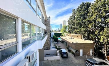 Venta Departamento de 3 ambientes con cochera. Temperley Oeste.