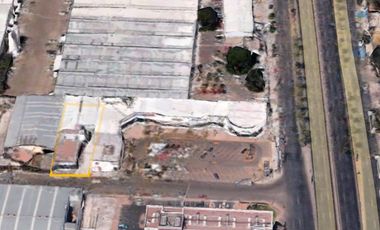 BODEGA INMEJORABLE UBICACIÓN a pasos de 5 feb