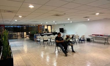 BODEGA INMEJORABLE UBICACIÓN a pasos de 5 feb