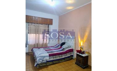 CASA MAS 2 DEPARTAMENTO Calle: Martinez Nº 175 (G. Catan)