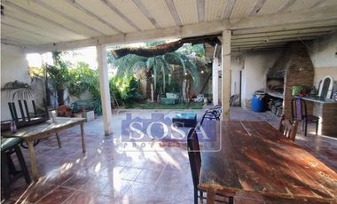 CASA MAS 2 DEPARTAMENTO Calle: Martinez Nº 175 (G. Catan)