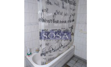 CASA MAS 2 DEPARTAMENTO Calle: Martinez Nº 175 (G. Catan)