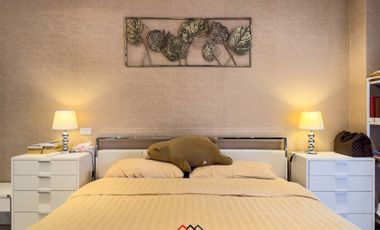 Beautiful renovated low-rise condo. Direct lap pool and private rare entrance @Wong Amart area.