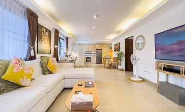 Beautiful renovated low-rise condo. Direct lap pool and private rare entrance @Wong Amart area.