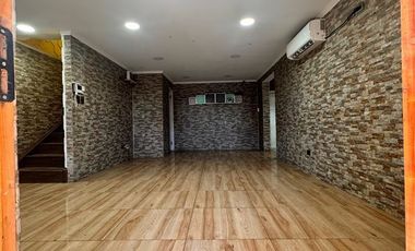 Casa en Arriendo en Ochagavía con Víctor Jara