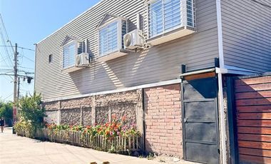 Casa en Arriendo en Ochagavía con Víctor Jara