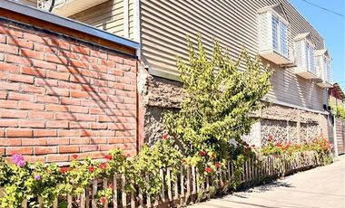Casa en Arriendo en Ochagavía con Víctor Jara