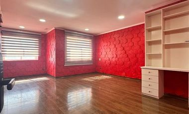 Casa en Arriendo en Ochagavía con Víctor Jara