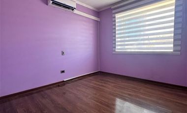Casa en Arriendo en Ochagavía con Víctor Jara