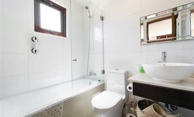 Casa en Arriendo en Av. Pie Andino, Condominio Los Litre, Los Trapenses