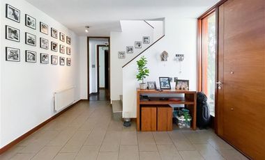 Casa en Arriendo en Av. Pie Andino, Condominio Los Litre, Los Trapenses