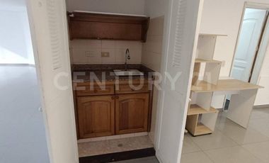 Oficina para venta en El Lago