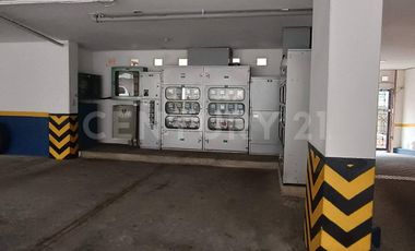 Oficina para venta en El Lago