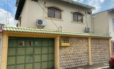 Casa rentera en Venta en La Chala Callejón 2, Sur de GYE  AdrM