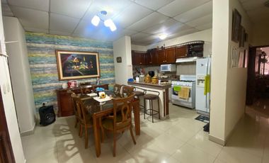 Casa rentera en Venta en La Chala Callejón 2, Sur de GYE  AdrM