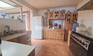 Casa en Arriendo en ESTACION METRO SIMON BOLIVAR